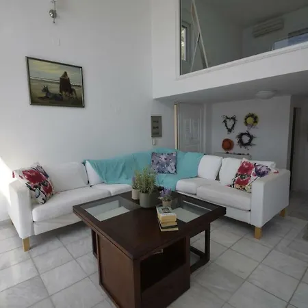 Seaside Apartment Tolo