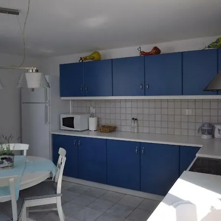 Apartment Seaside Tolo